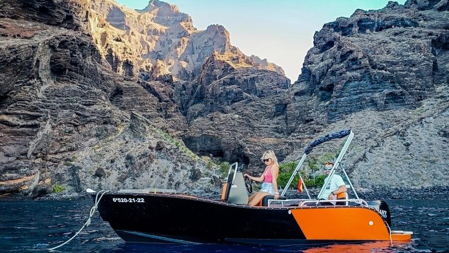 Tenerife: Discover Los Gigantes While Navigating a Boat - Getting ready in the marina: briefing, steering, and rules that make it relaxing