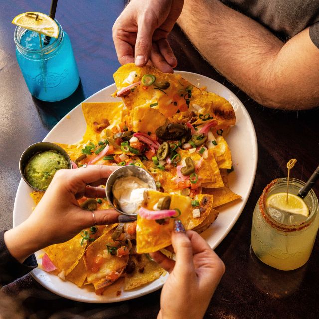 Tenerife: Hard Rock Cafe Set Menu Lunch or Dinner & Drink - The rock atmosphere, live music, and the memorabilia shop