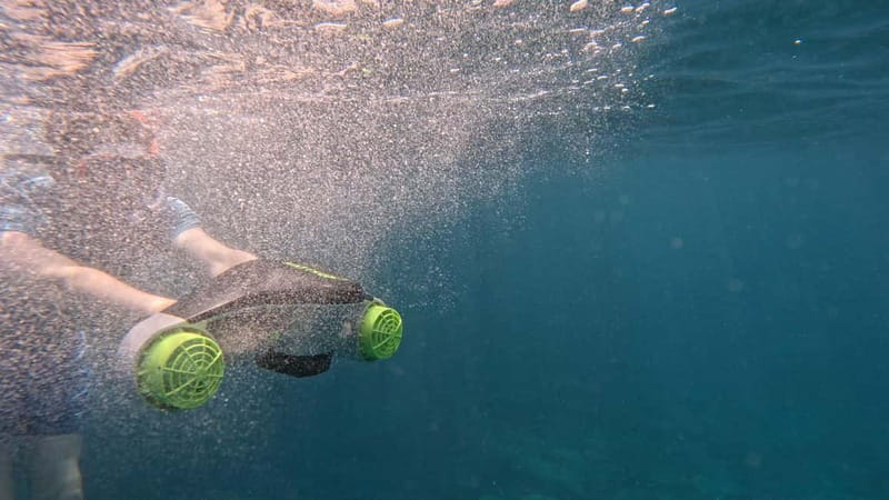 Tenerife: Kayak Tour with Animals and Underwater Scooters - Entering The Water: Kayaks, lockers, and a simple start in Los Cristianos