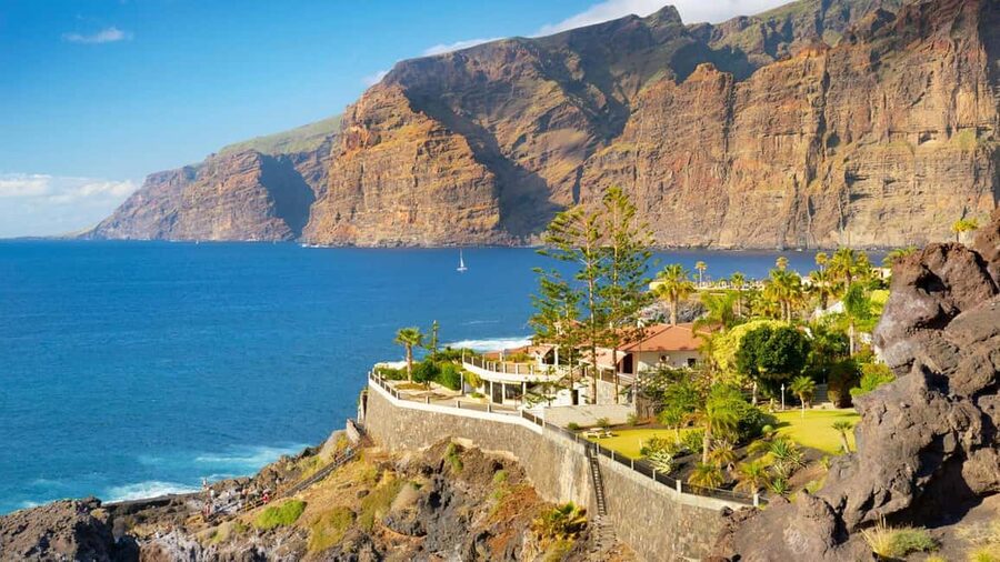 Tenerife: Private Island Tour with Breakfast & Lunch - Leaving Adeje with a plan that actually fits 8 hours