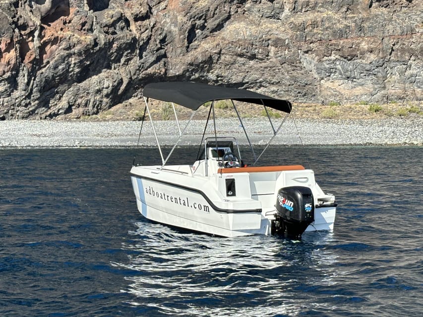 Tenerife: rent a boat without license - Masca and Teno: reading the scenery without a captain