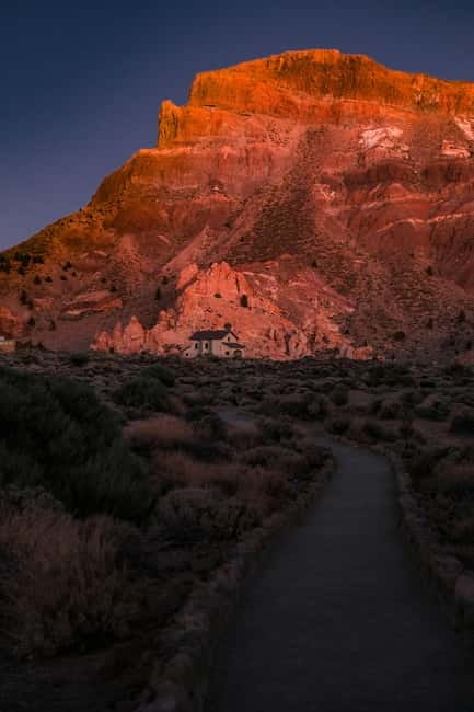 Tenerife: Stargazing Walk in Teide National Park - Weather and night reality: clothing, cold feet, and sky cover