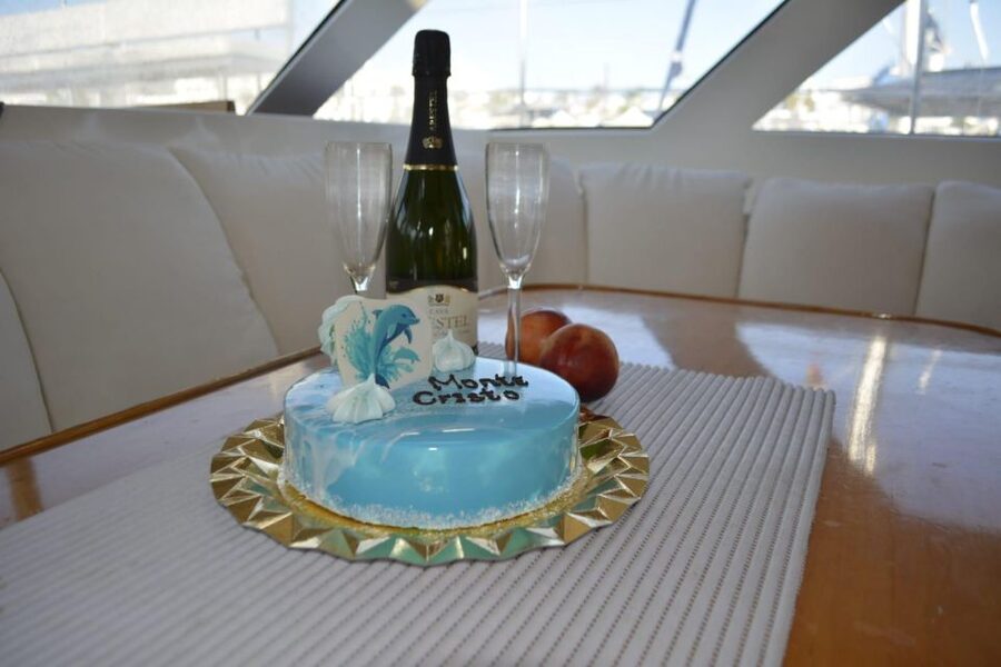 Tenerife: Sunset Catamaran Tour with Transfer, Buff & Drinks - Why a 3-hour Tenerife sunset catamaran feels like a sweet spot