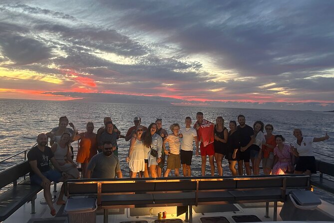 Tenerife Sunset Catamaran tour with transfer - Food and Drinks included. - Comfort and seasickness: the honest way to handle choppy water