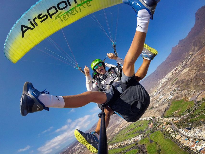 Tenerife: Tandem Paragliding Flight with Pickup - GoPro Filming and the Photo Reality Check