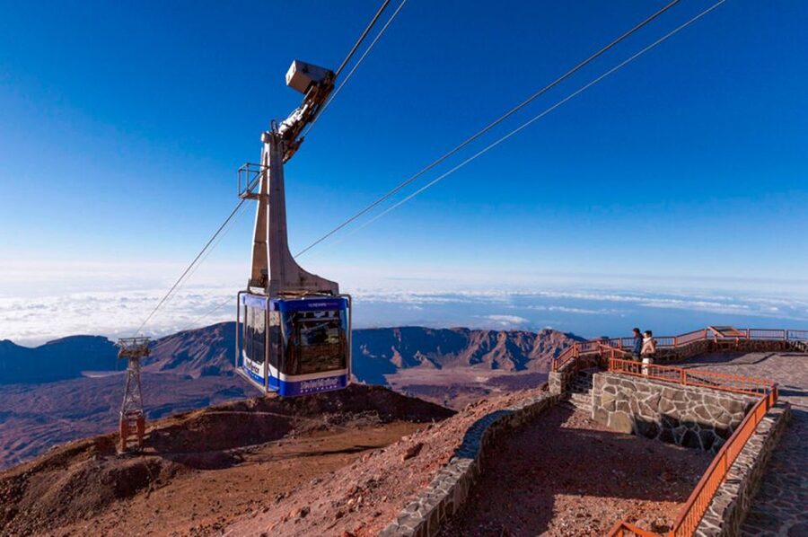 Tenerife: Teide and Las Cañadas Half-Day Tour - What the guide and driver do for the overall value
