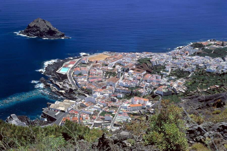Tenerife: Teide National Park Full-Day Tour with Pickup - Garachico: small-town charm shaped by the 1706 eruption