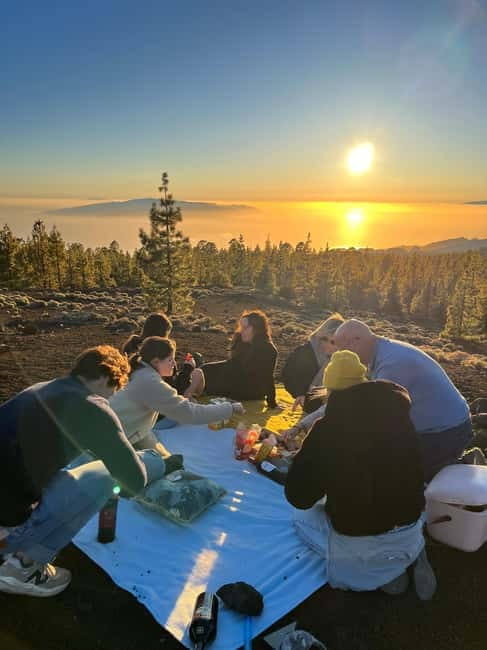 Tenerife: Teide National Park Sunset Picnic and Stargazing - From pickup at Los Cristianos to Teide: why the timing matters