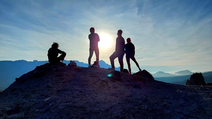 Tenerife: Teide National Park Sunset & Stargazing Tour - The sunset viewpoint: where timing and clouds do the heavy lifting