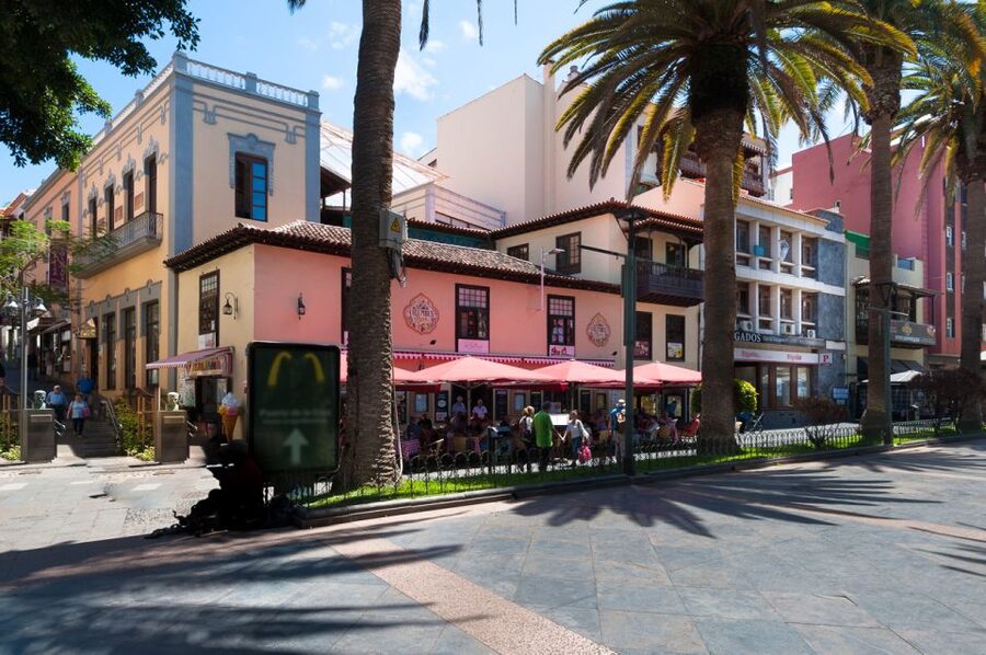 Tenerife: Trip to Puerto de la Cruz - Free Time Means You Control the Day: Shopping, Squares, and Sea Pools