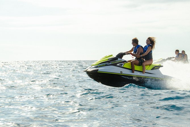 Tenerife Water Sports Package with 40 Min. Jet Ski and Parascending for 2 People - Timing That Feels Tight, But Works: The 20-Minute Early Rule