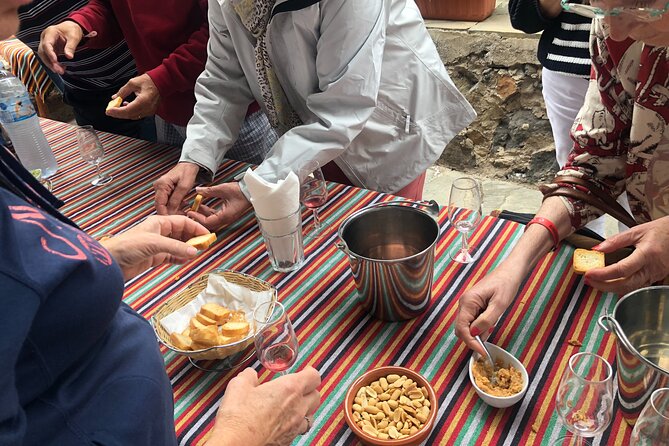Tour Visiting banana plantation and winery in Tenerife - Who this tour suits best, and who should skip it