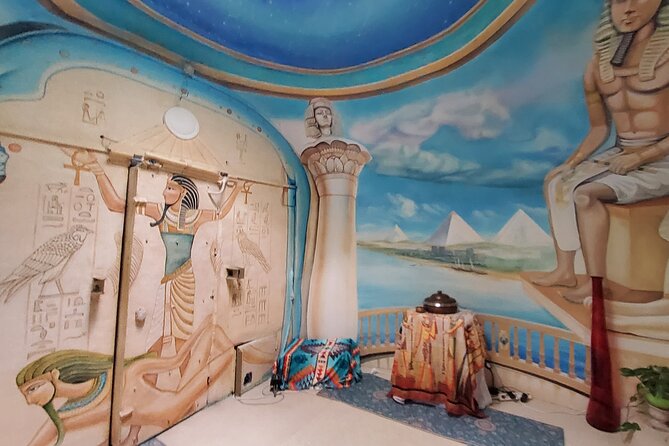 Travel in Time at El Pasaje Secreto - Caves, Sculptures, and Intricate Drawings: The Spiritual Myths Section